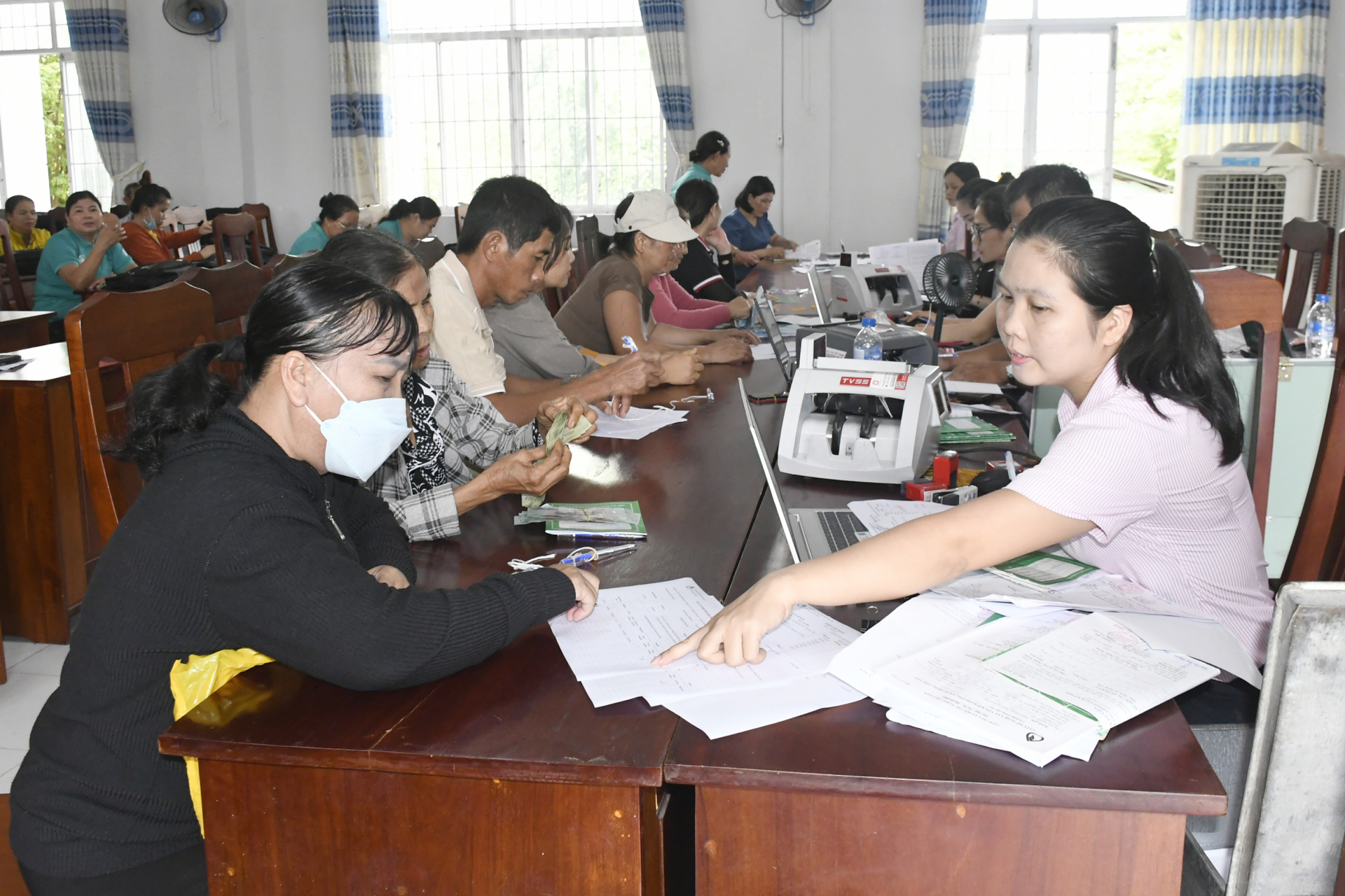 Focusing on sustainable poverty reduction