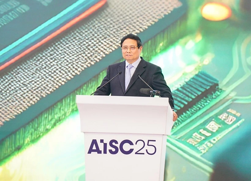 PM urges global partners to support Vietnam's AI, semiconductor development