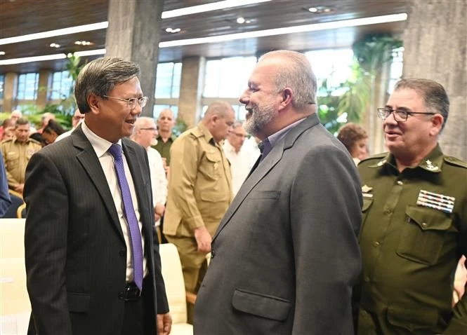 Cuba honours Vietnam’s April 30 victory