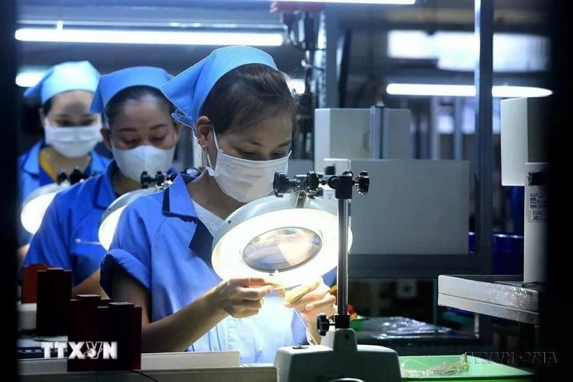 PM gives directions on key measures to boost economic growth this year