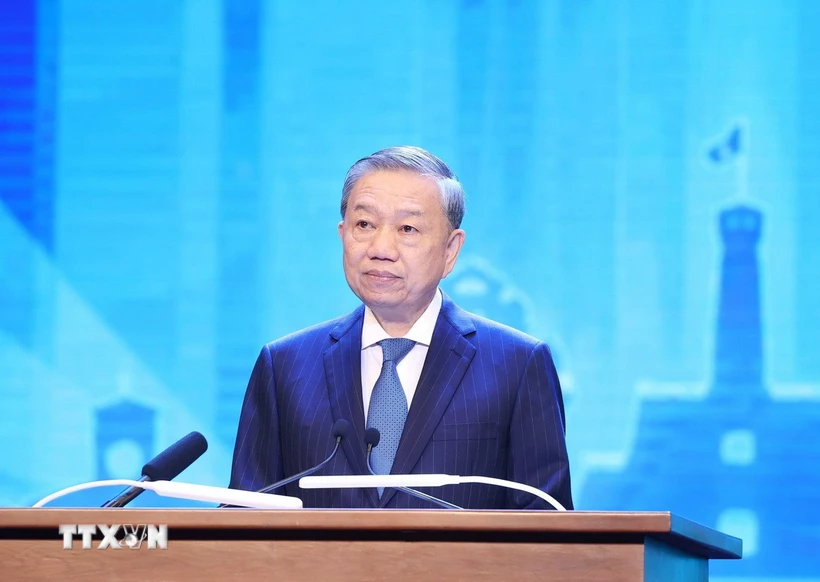 Party chief delivers keynote policy address at P4G Summit