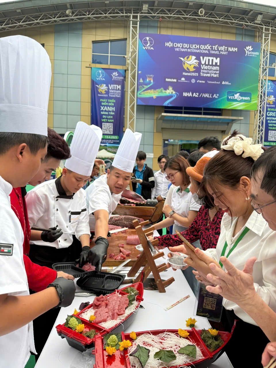 Tuna and lithophone of Phu Yen conquering tourists