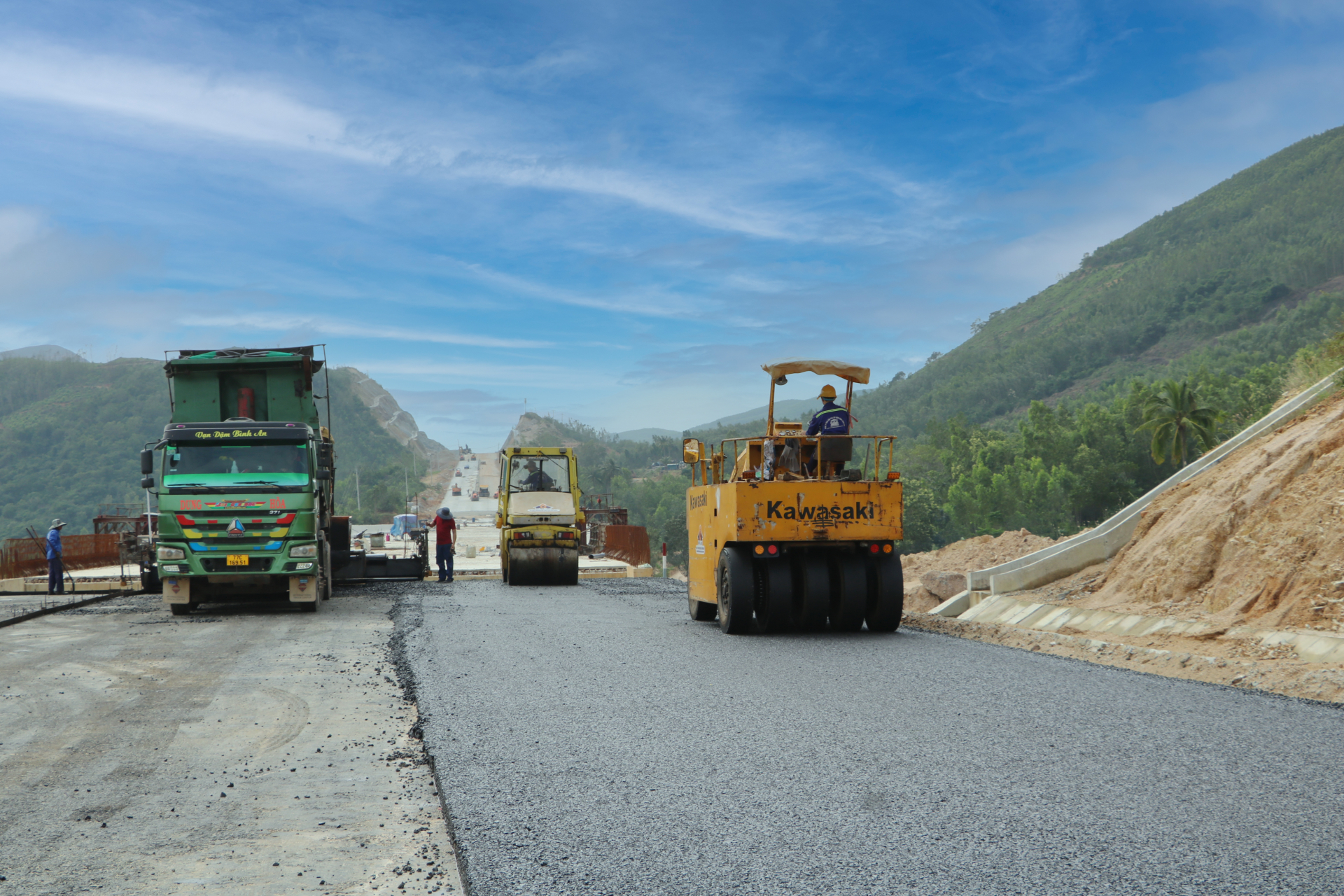 Decisive and swift actions to complete major transport projects