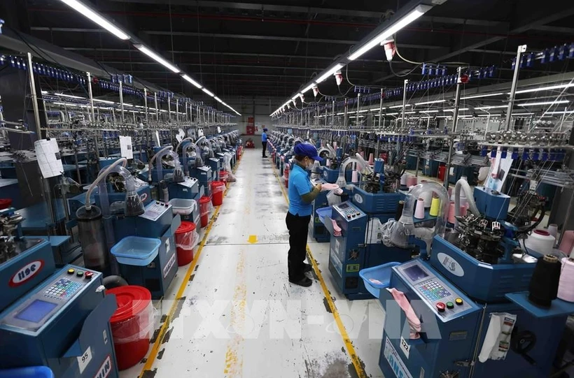 FDI inflow into Vietnam surges by nearly 40% in four months