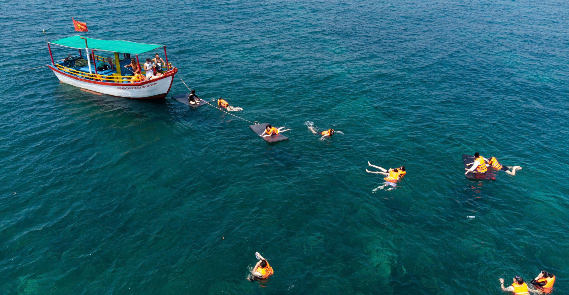 Phu Yen’s sea and islands - where blue waters and white clouds inviting