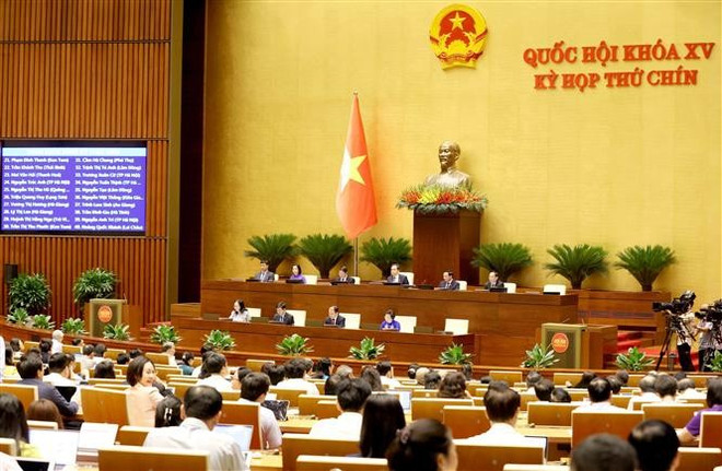 NA deputies continue to discuss amendments to Constitution on May 14