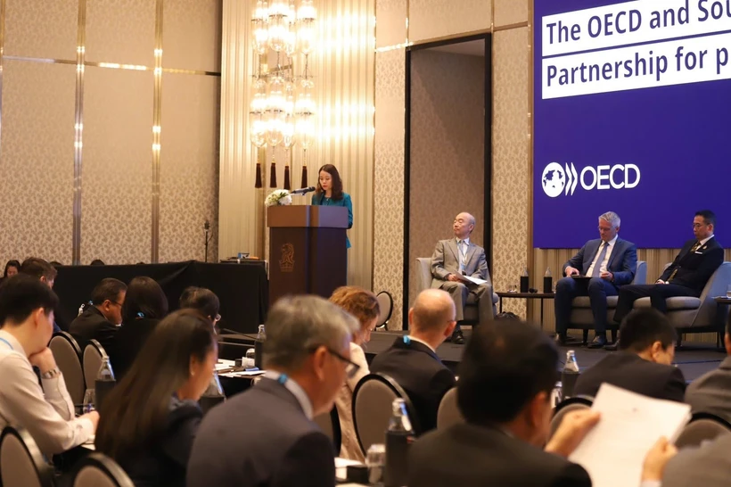 Vietnam urges stronger OECD-Southeast Asia ties at Bangkok forum