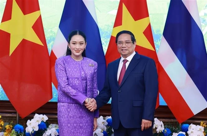 Vietnamese, Thai Prime Ministers co-chair 4th Joint Cabinet Retreat