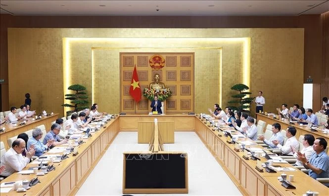 PM requests no limits to private economic sector development