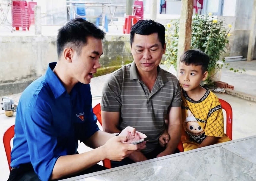 Promoting youth in Digital Literacy