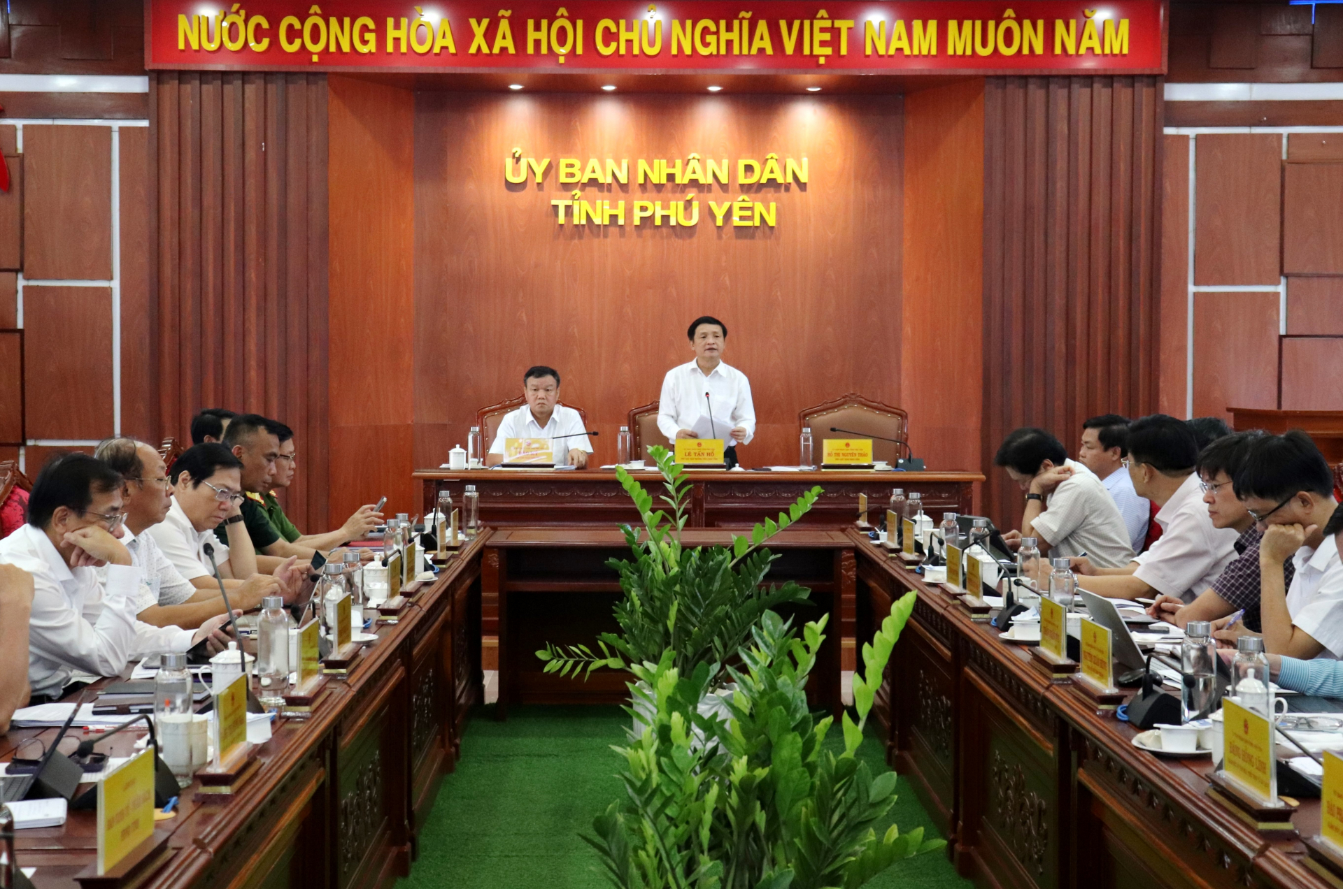 Urgently and effectively implementing tasks related to the reorganization of administrative units