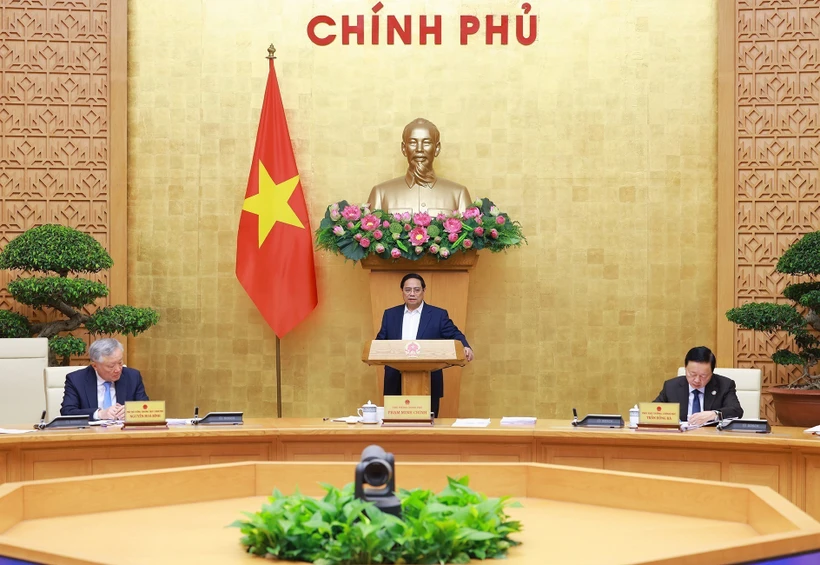 Vietnam sustains positive socio-economic performance so far: PM