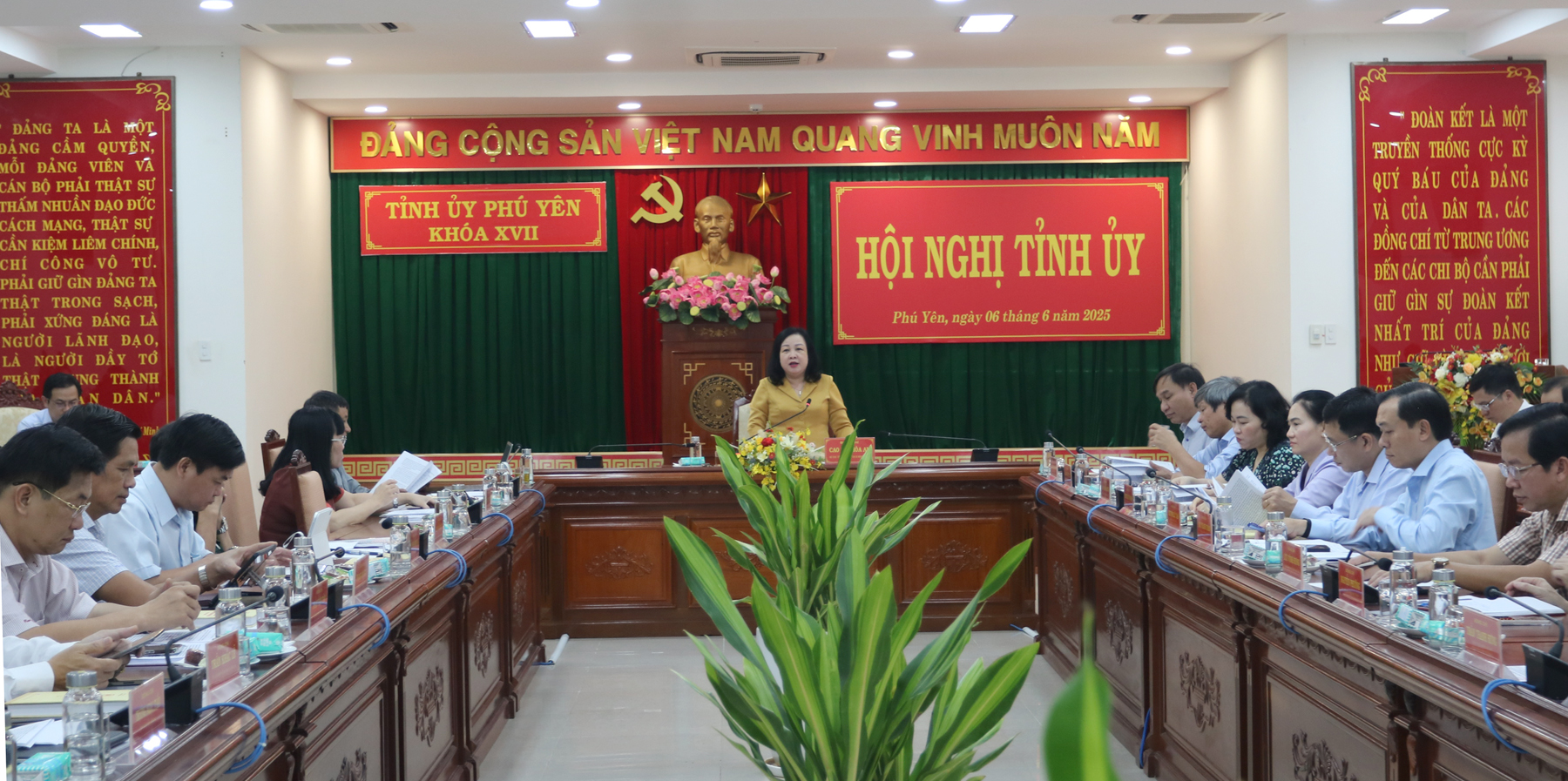 Well-prepared draft documents of the Provincial Party Congress after consolidation