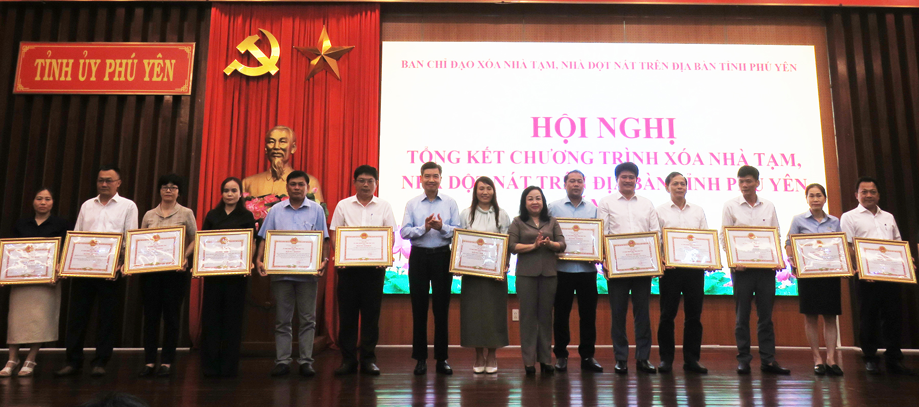 Phu Yen completing program to eliminate temporary and dilapidated houses